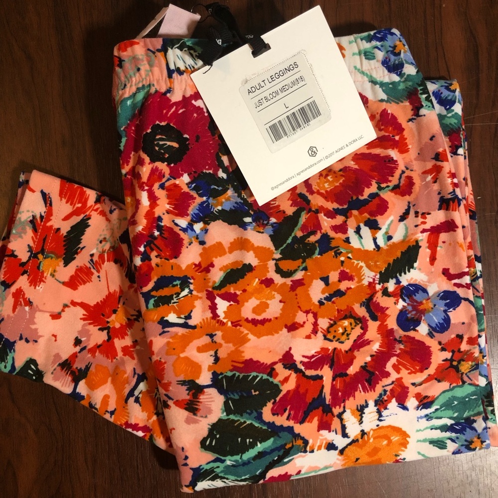 Agnes & Dora Just Bloom Leggings Size L